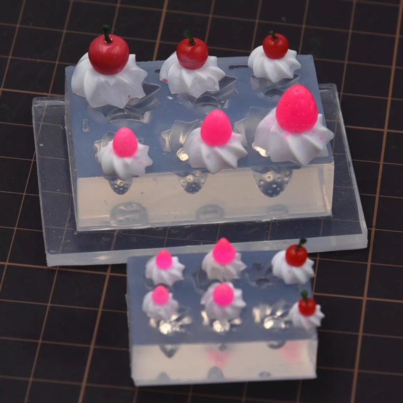 Baby Products Cream - Mini 3D Krem Koni Çilek silikon